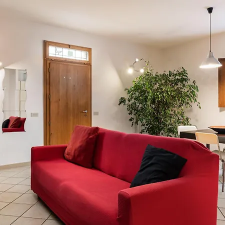 Holiday home Alessandro 1 *